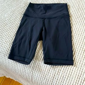 Black Size 4  lululemon Align™ High-Rise Short - clean girl/fit girl look